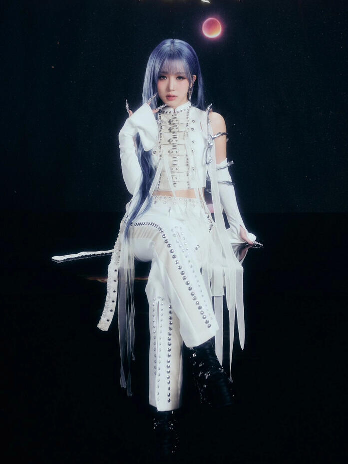 Ezaki Hikaru